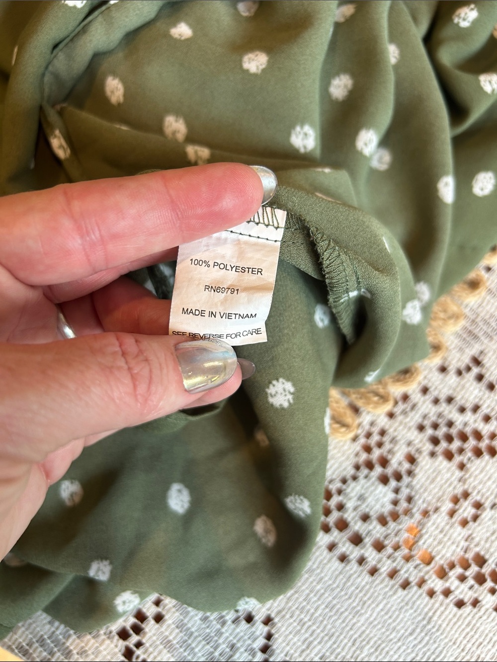 🌸3 FOR $20🌸
Sara Michelle Olive Green Polka Dot Short Sleeve Tee - Picture 5 of 6